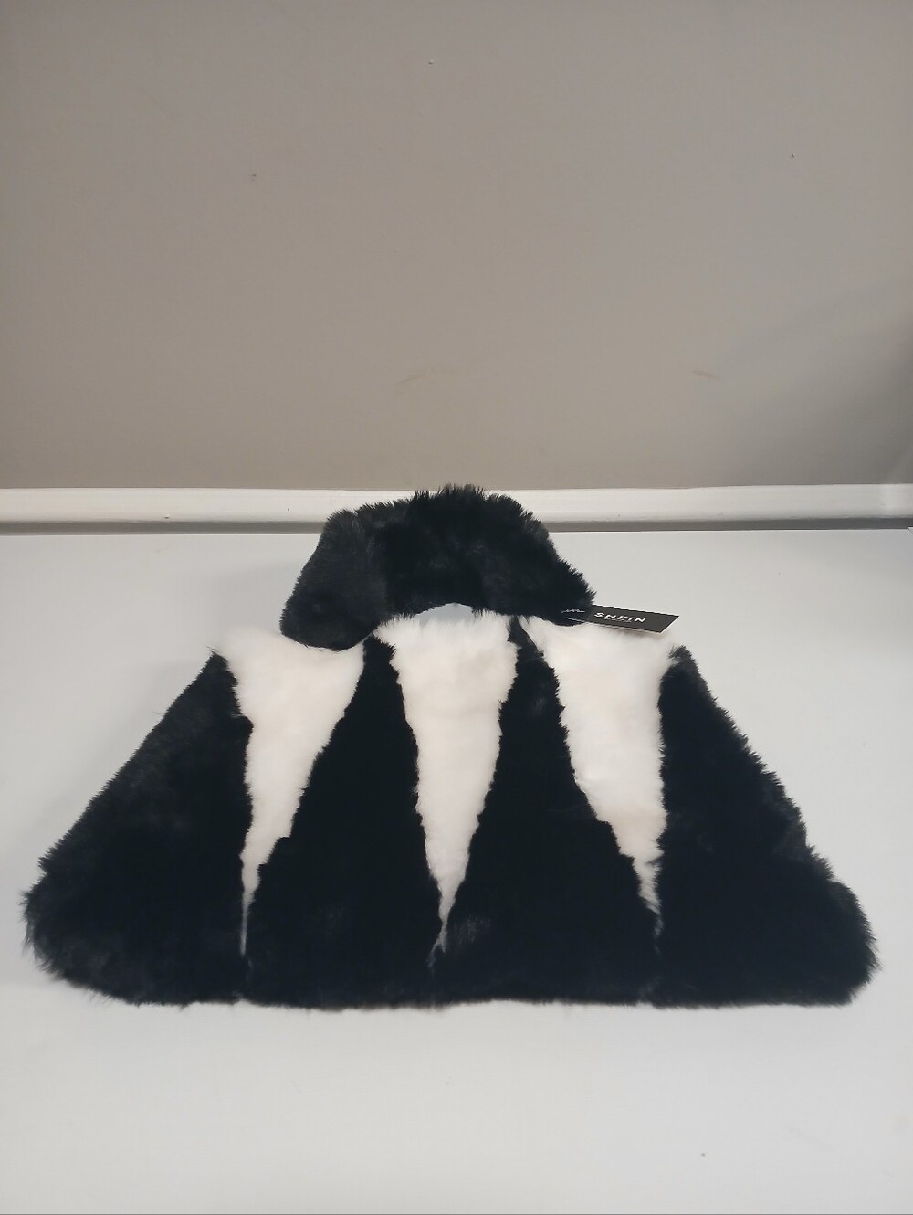 Black & White Faux Fur Geometric Top Handle Mini Tote Bag New!